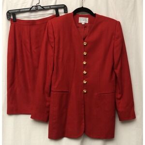 VTG Casual Corner Petite Women's Red Suit w/V-Neck Button Jacket & Skirt - 2‎